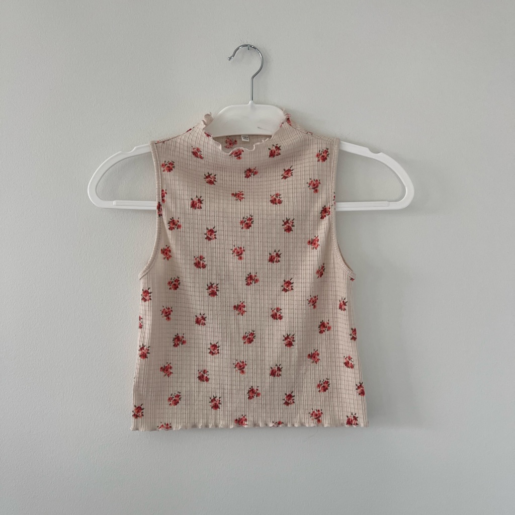 Cropped Ditsy Floral Tank